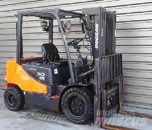 Doosan D30 S-5 Stivuitor diesel