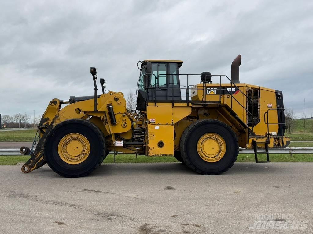 CAT 988K Incarcator pe pneuri