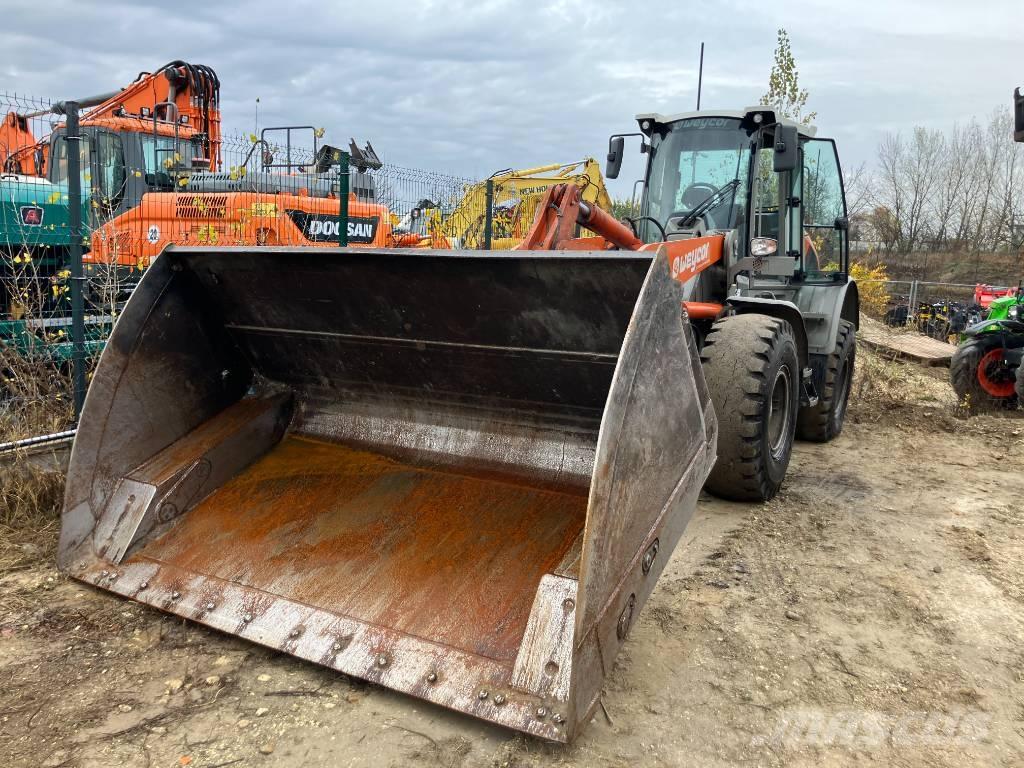 Atlas Weycor AR660 Incarcator pe pneuri