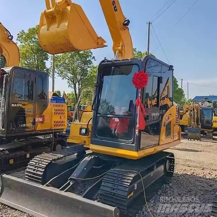 Komatsu PC70 Excavatoare pe șenile
