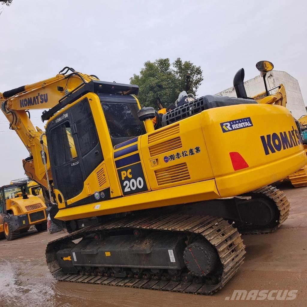 Komatsu PC 200-7 Excavatoare pe șenile
