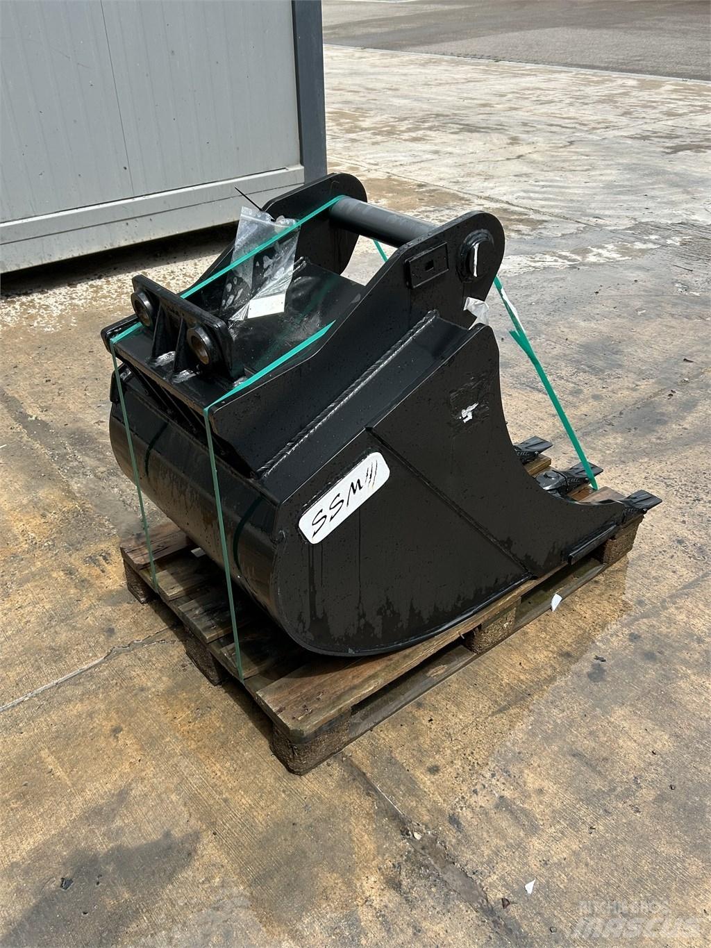 Lehnhoff CTL12 Excavator