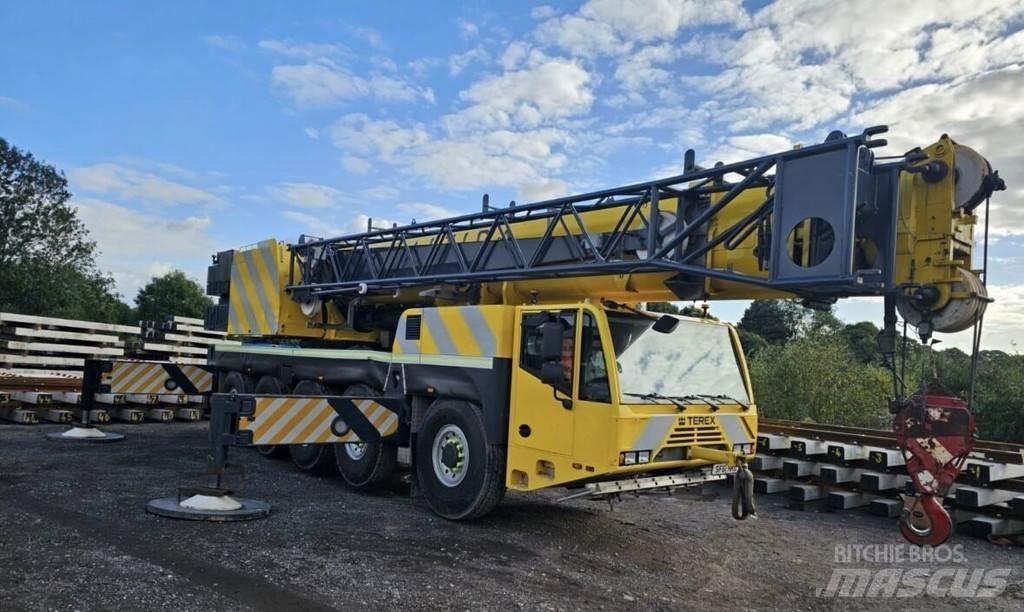 Terex AC140C Macara teren accidentat