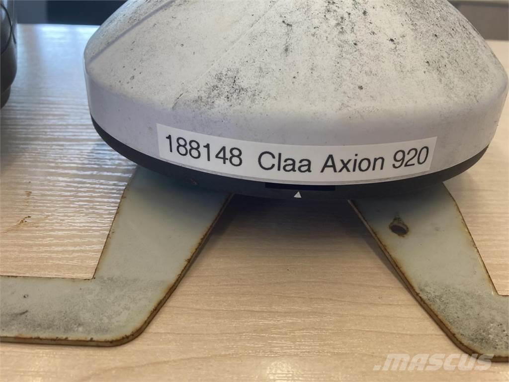 CLAAS Axion 920 Tractoare