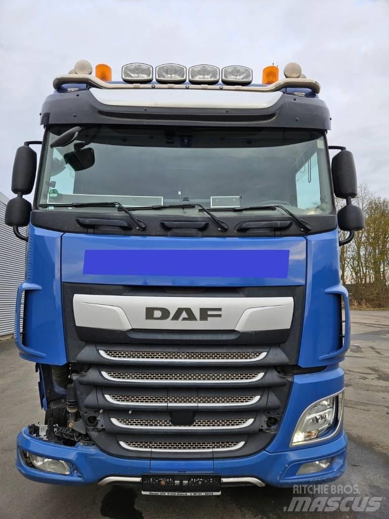 DAF XF 530 Unfall Autotractoare