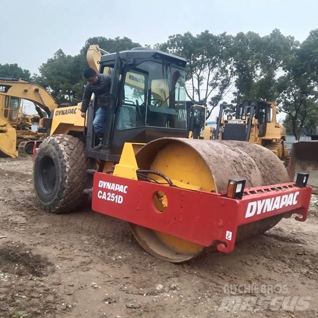 Dynapac CA 25 D Compactoare monocilindrice