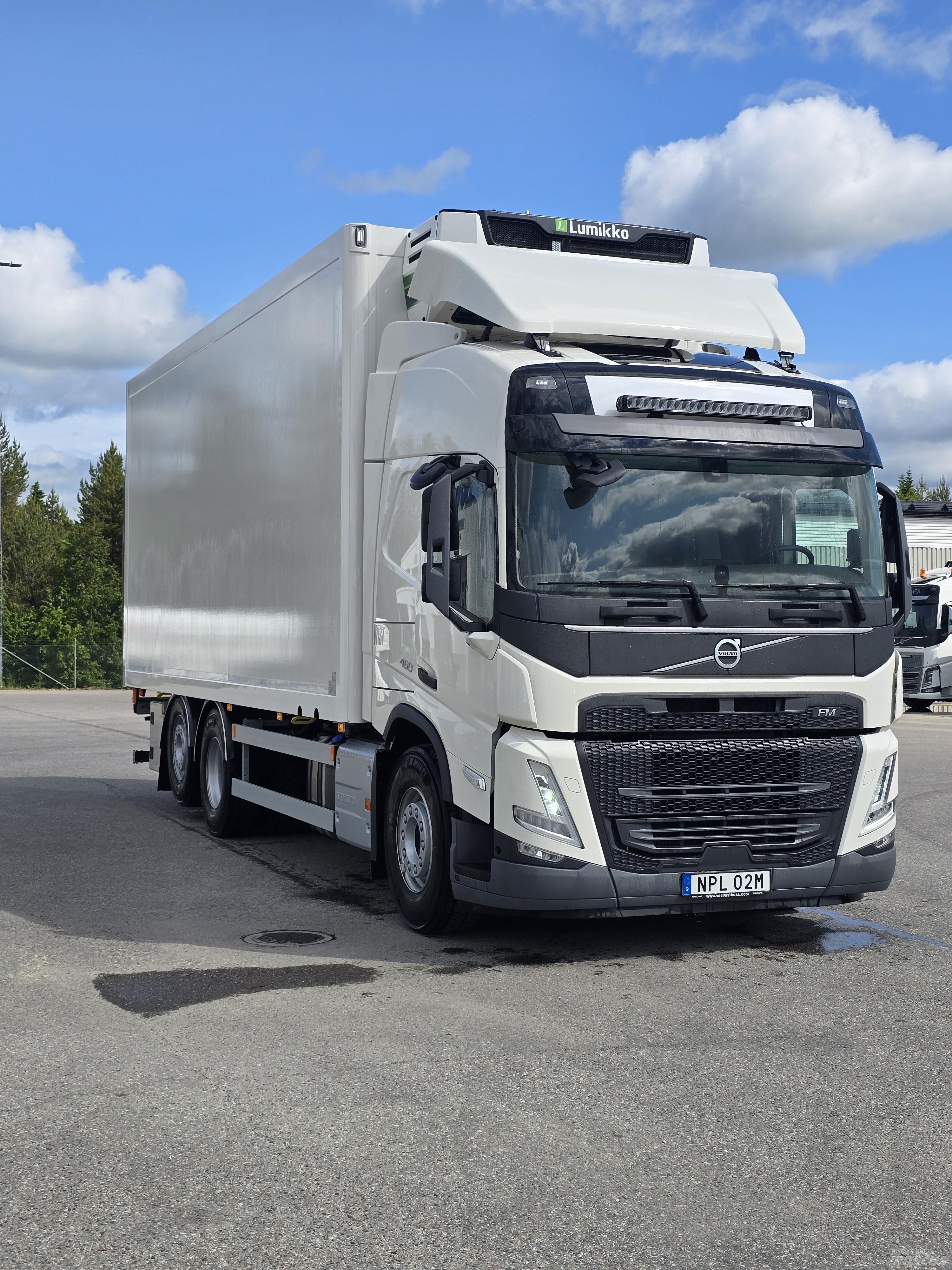 Volvo FM460 LNG Camion cu control de temperatura