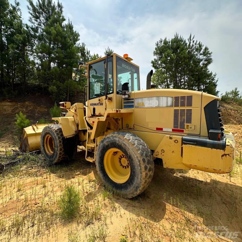 Komatsu WA 250 L-5 Incarcator pe pneuri