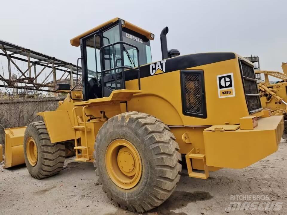CAT 938G Incarcator pe pneuri