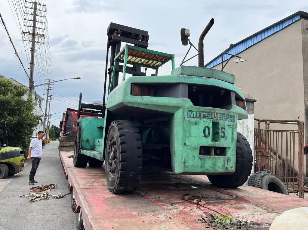 Mitsubishi FD 150 Stivuitor diesel
