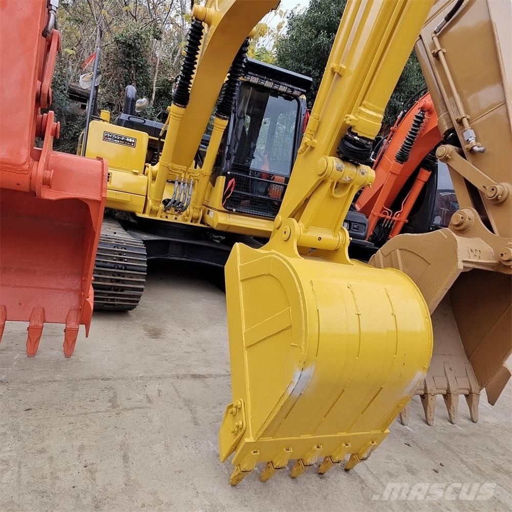 Komatsu PC 130 Excavatoare pe șenile
