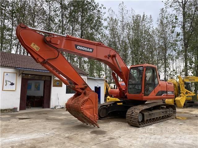 Doosan DH225LC-7 Excavatoare pe șenile
