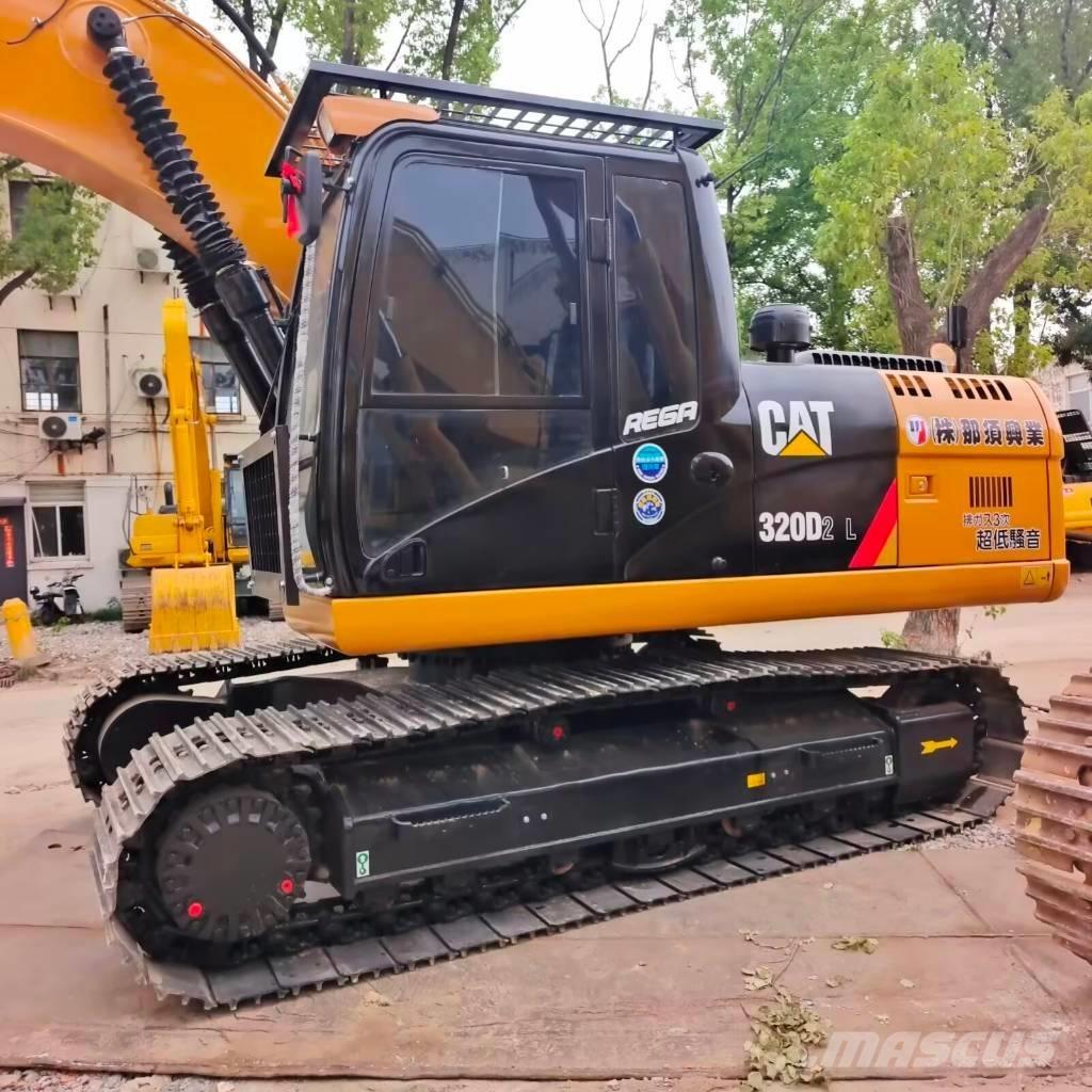 CAT 320 D2L Excavatoare pe șenile
