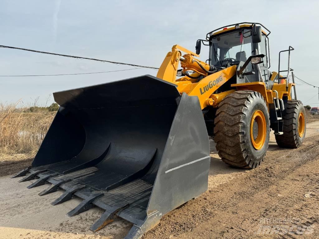 LiuGong 870 H Incarcator pe pneuri