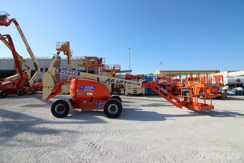JLG 600 AJ Nacele cu brat articulat