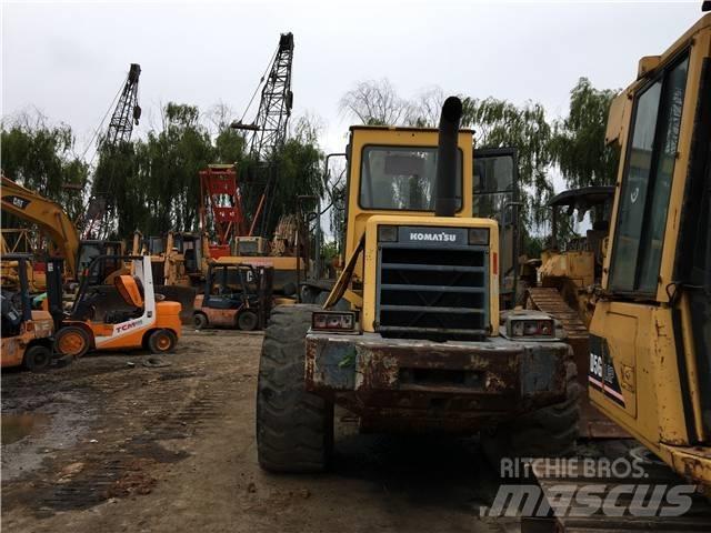 Komatsu WA360 Buldoexcavatoare