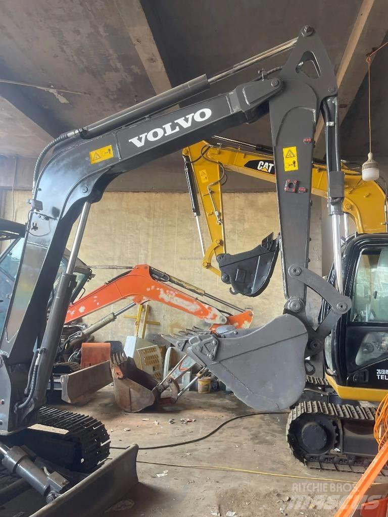 Volvo EC60D Excavatoare pe șenile
