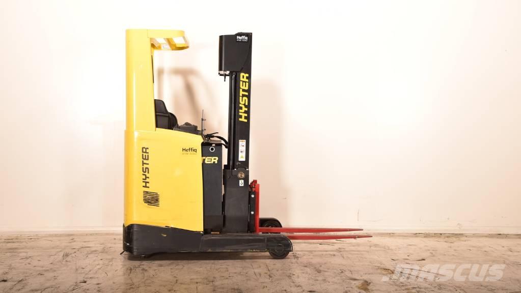 Hyster R 1.2 E Stivuitor cu catarg retractabil
