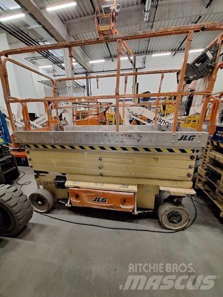 JLG 3246 ES Platforme foarfeca