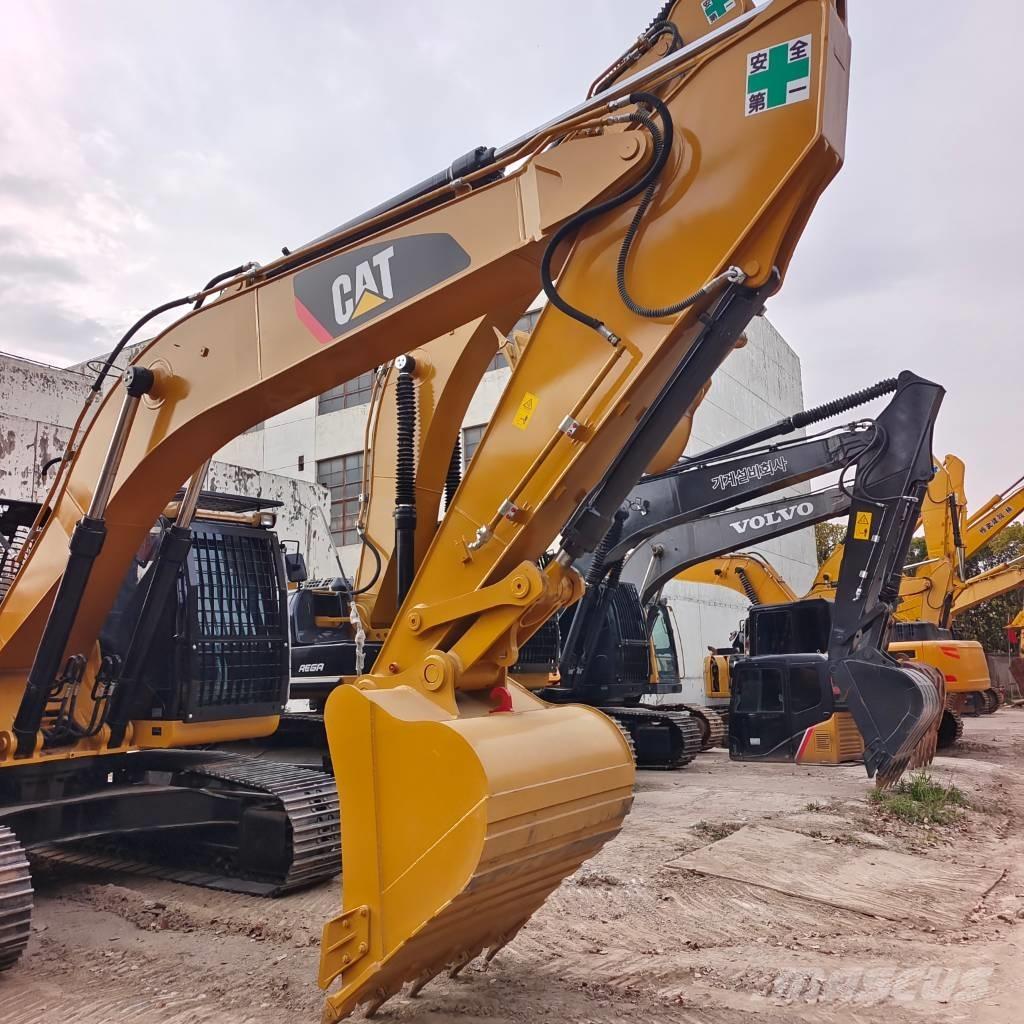 CAT 324 D2L Excavatoare pe șenile
