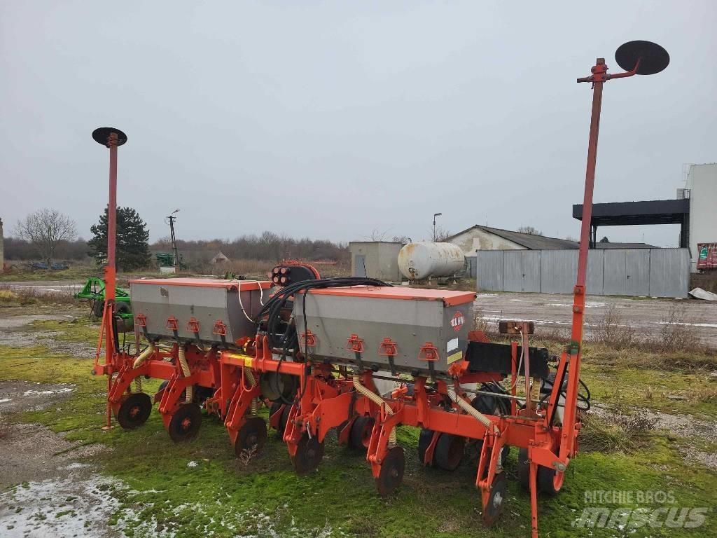 Kuhn Planter 2 Masini cu insamantare precisa