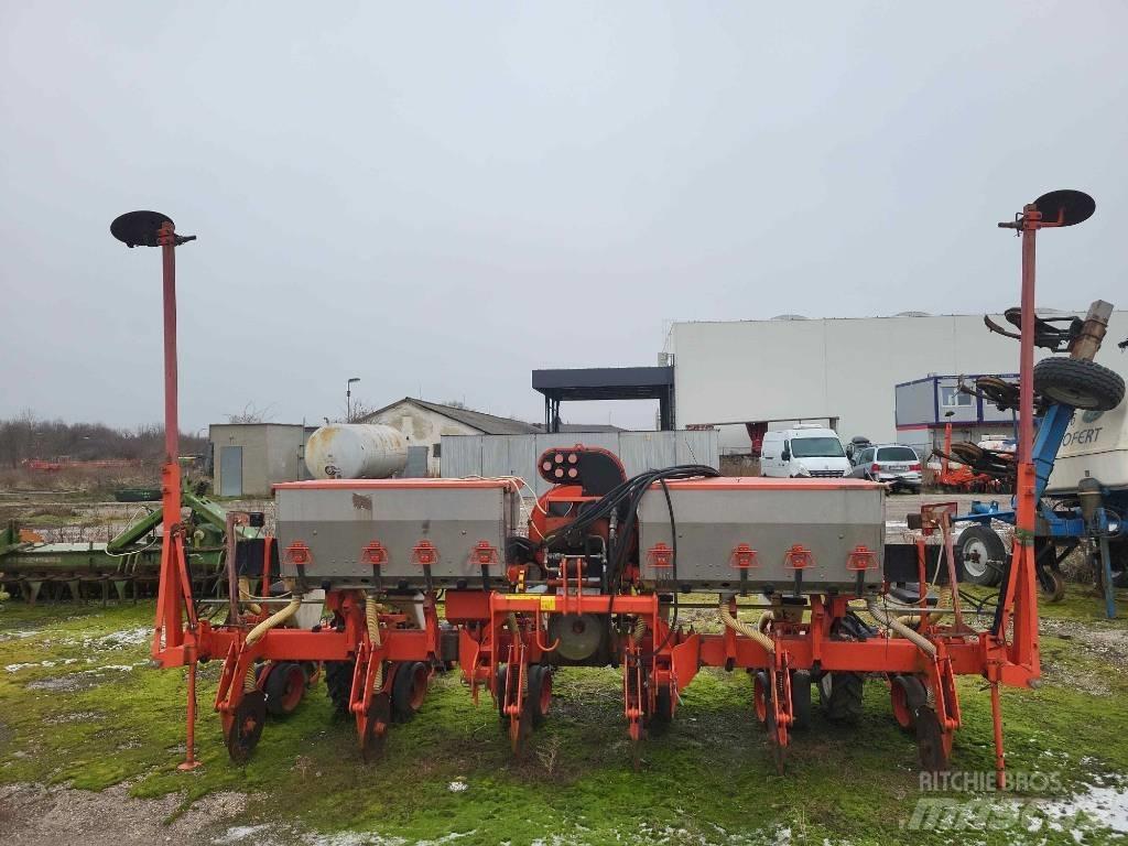 Kuhn Planter 2 Masini cu insamantare precisa