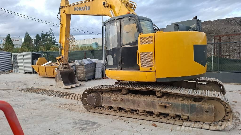 Komatsu PC 228 Excavatoare pe șenile
