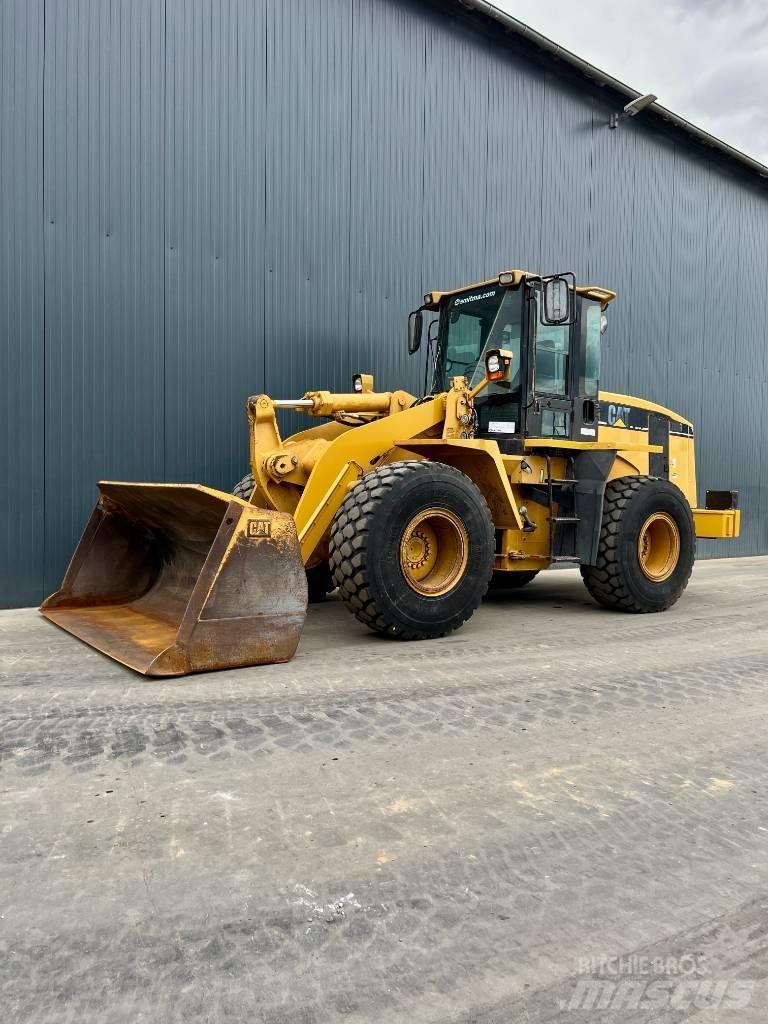 CAT 938G Incarcator pe pneuri