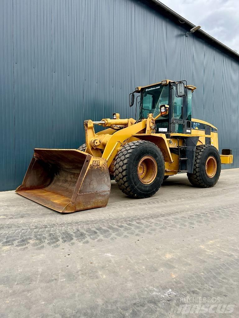 CAT 938G Incarcator pe pneuri