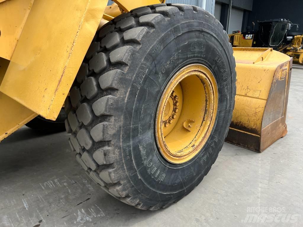 CAT 938G Incarcator pe pneuri