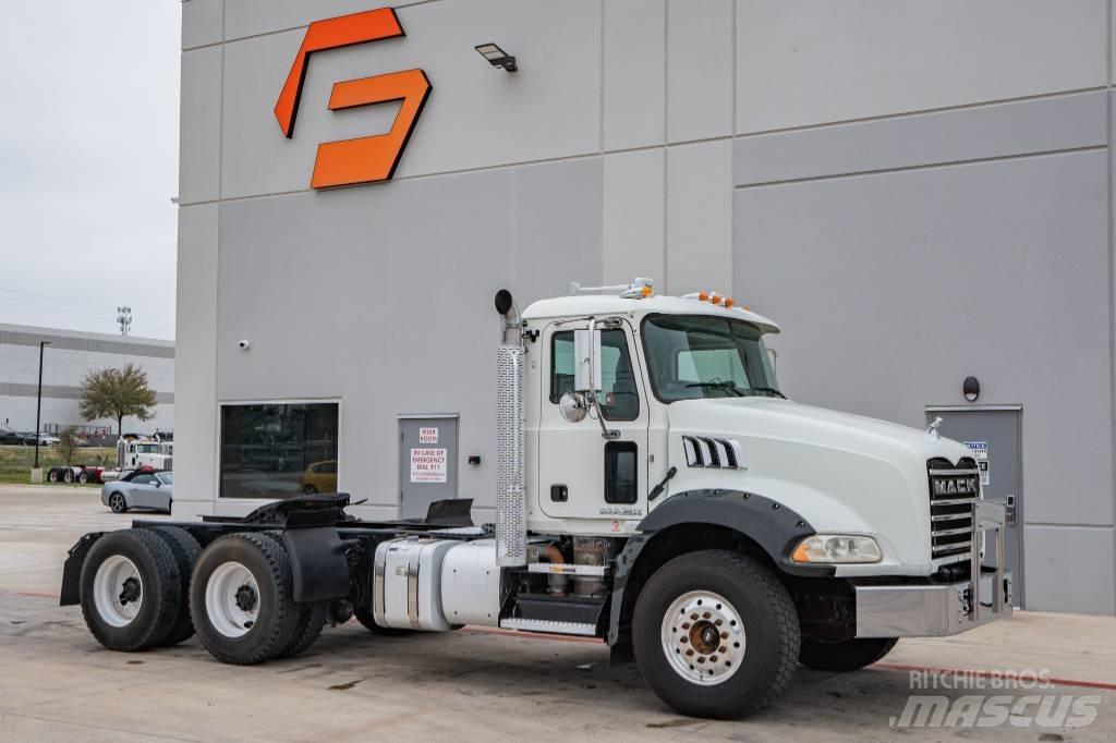 Mack Granite GU 813 Autobasculanta