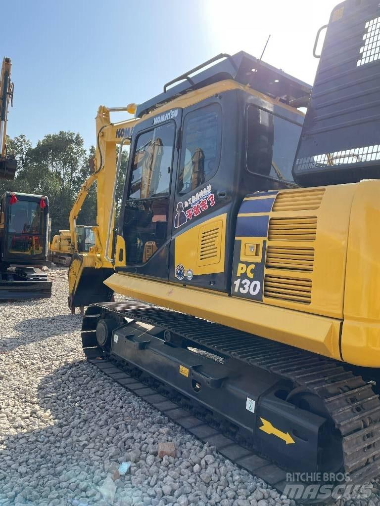 Komatsu 130-7 Excavatoare pe șenile
