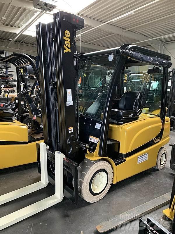Yale ERP35VL Stivuitor electric