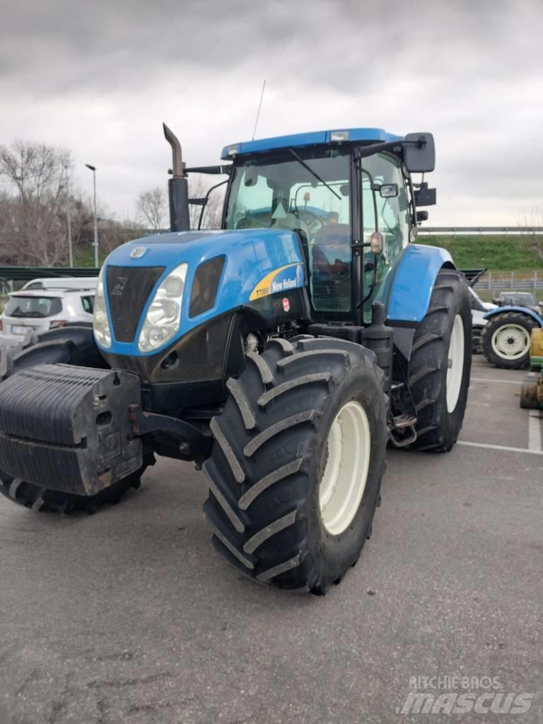 New Holland T 7060 Tractoare