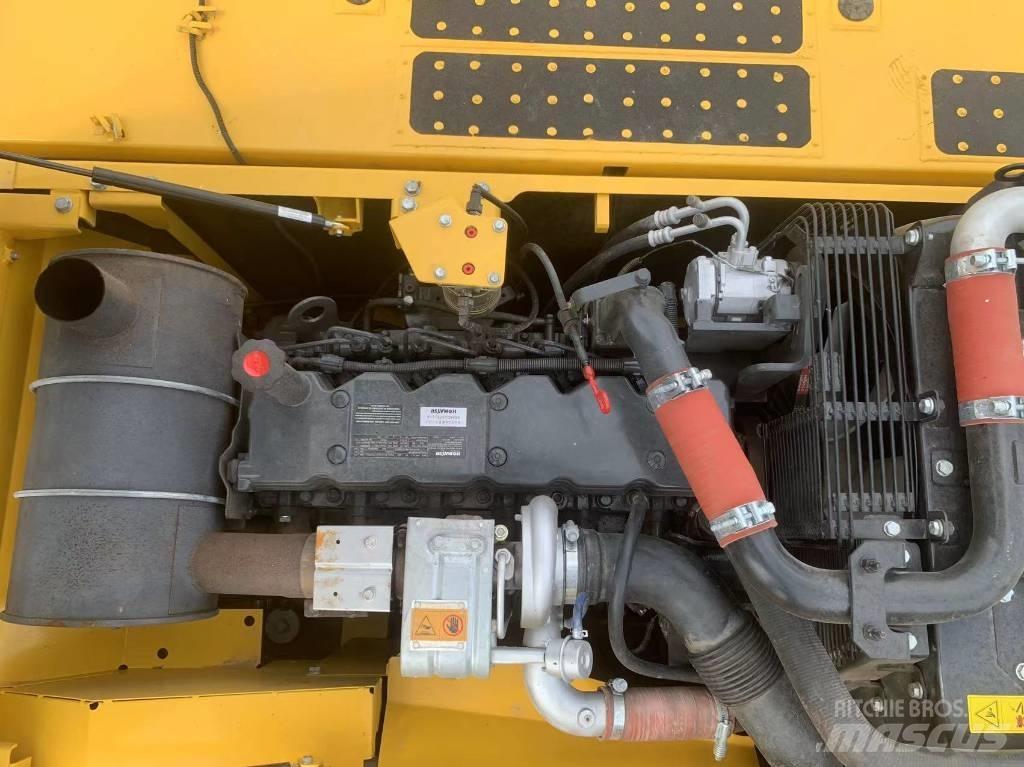 Komatsu PC 220-8 Excavatoare pe șenile
