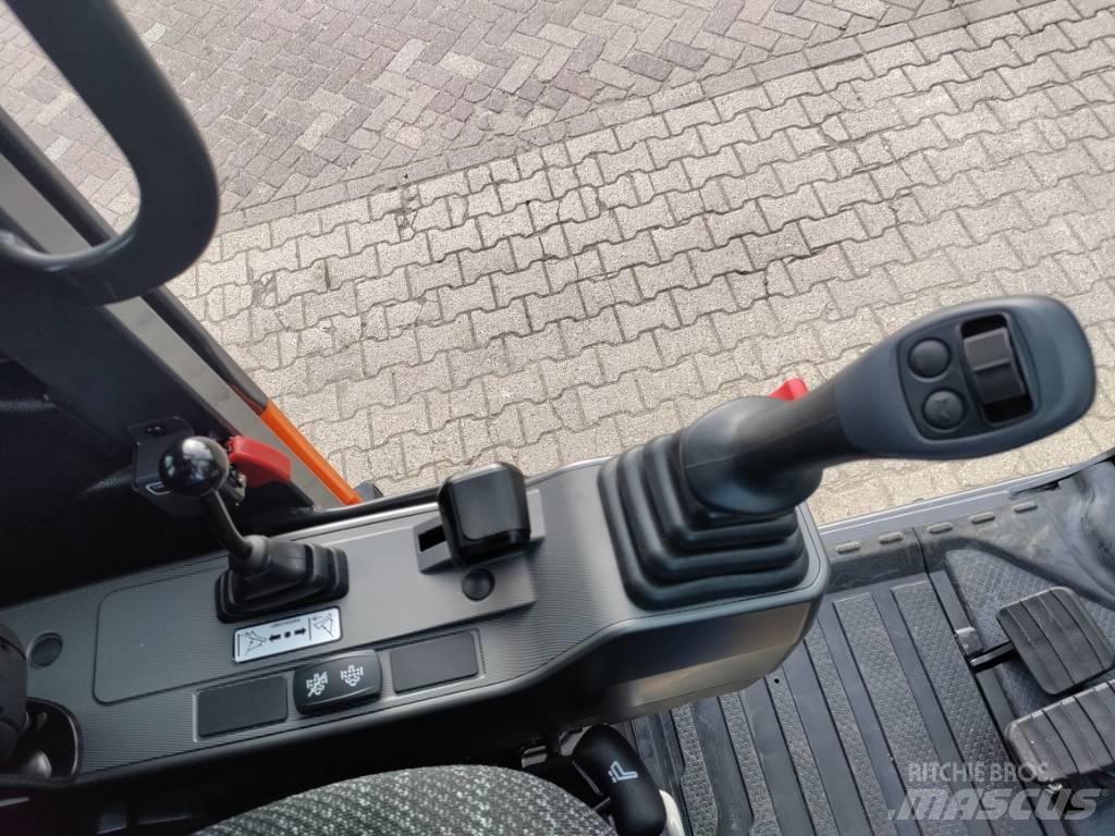 Develon DX100W-7 Excavatoare cu roti