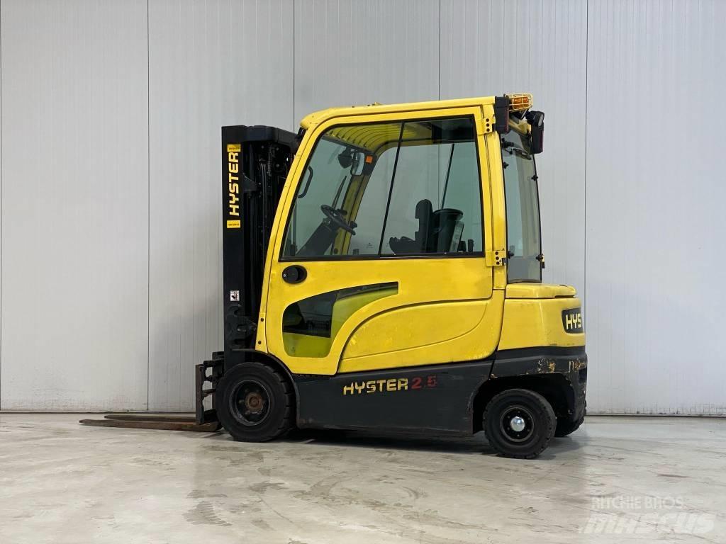 Hyster J2.5XN Stivuitor electric