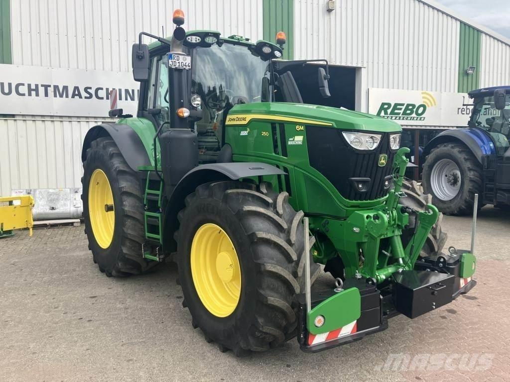 John Deere 6M250 Tractoare