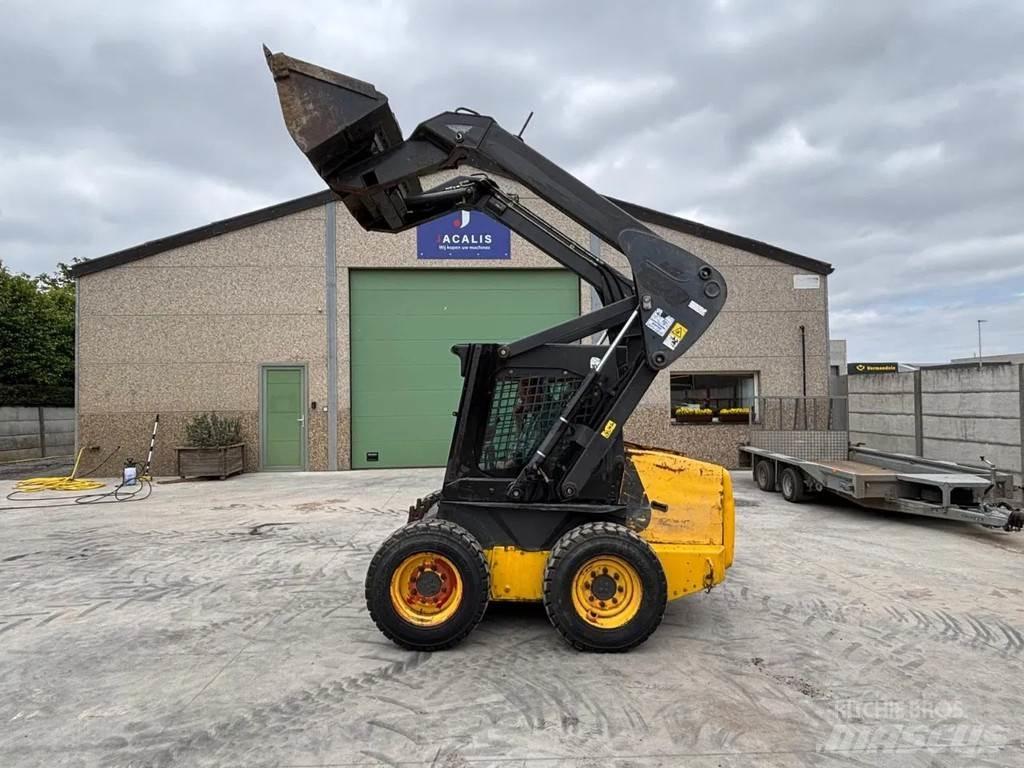New Holland LS160 Mini incarcator