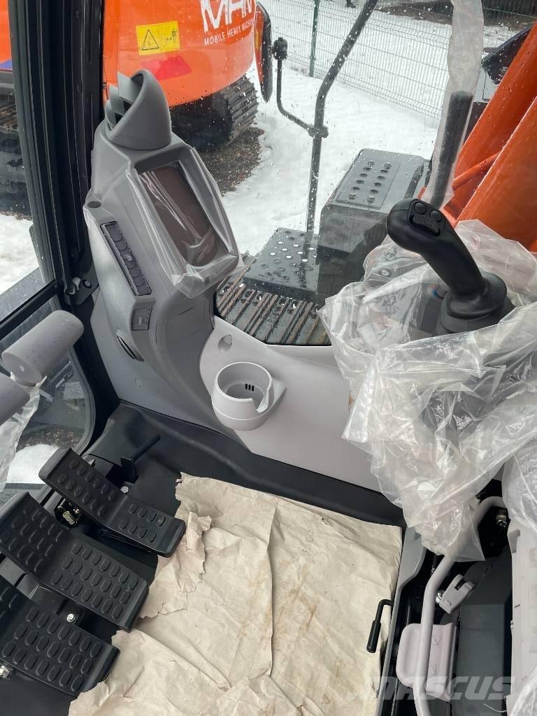 Hitachi ZX 130-6 Excavatoare pe șenile
