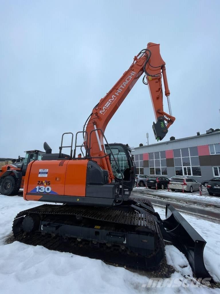 Hitachi ZX 130-6 Excavatoare pe șenile
