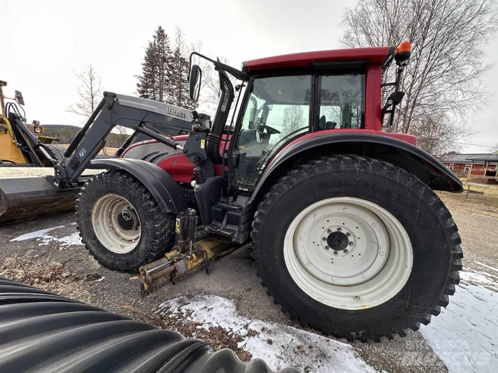 Valtra T 202 Tractoare