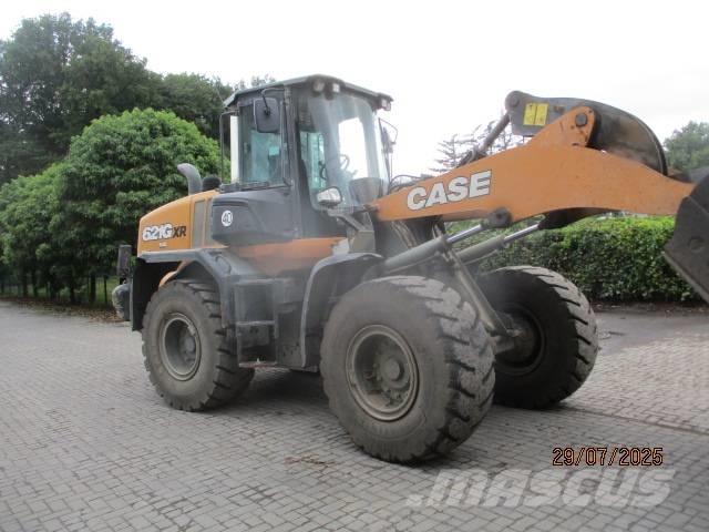 CASE 621 C Incarcator pe pneuri