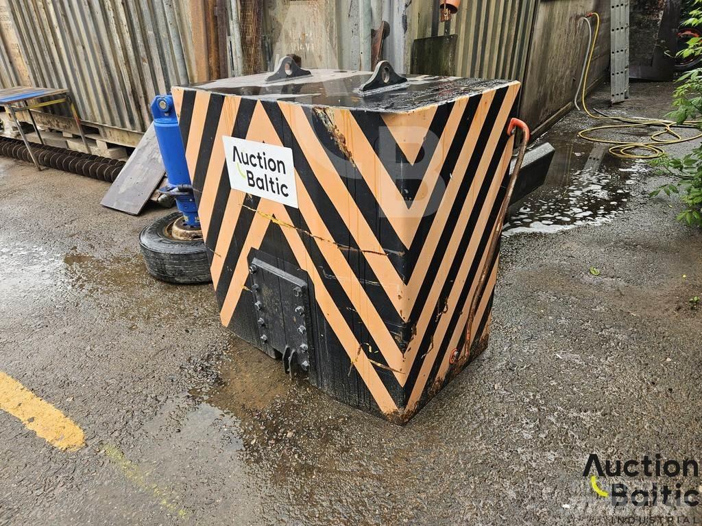  Crane overweight Greutăți față