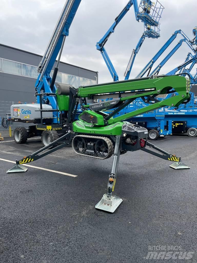 Leguan Leguan 135neo Platforme aeriene montate pe remorca