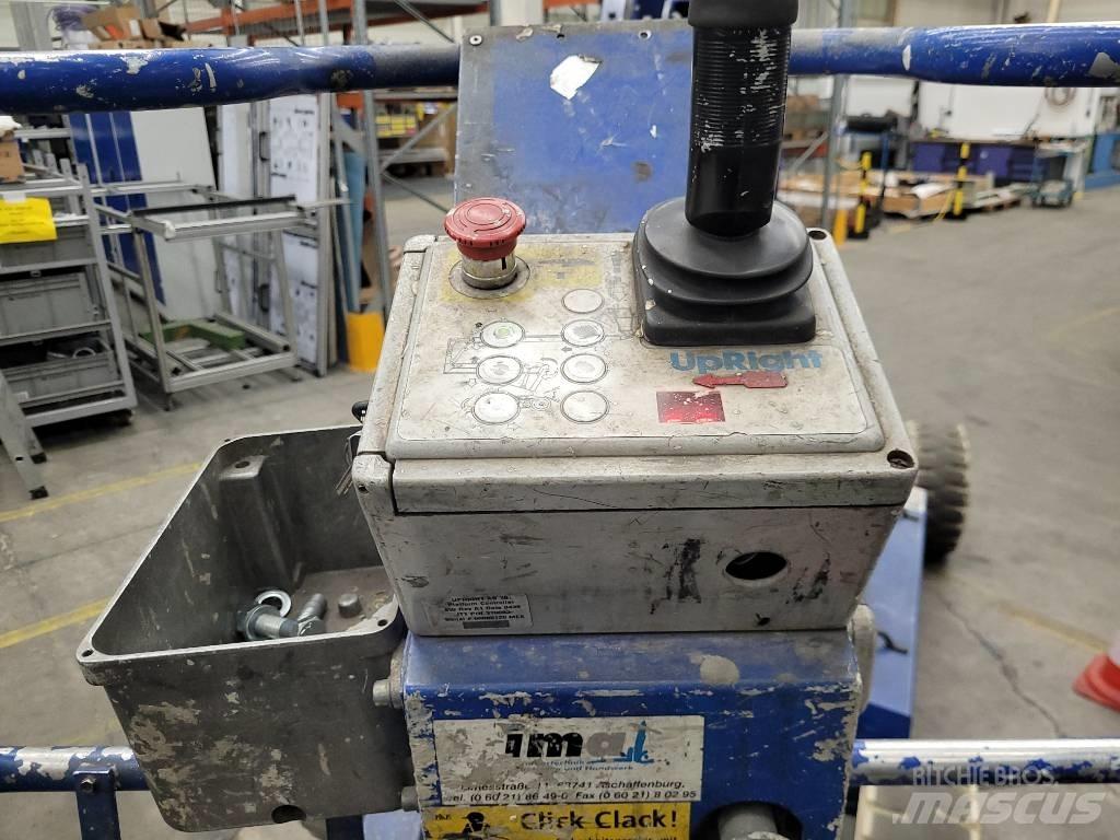 UpRight AB38 Nacele cu brat articulat