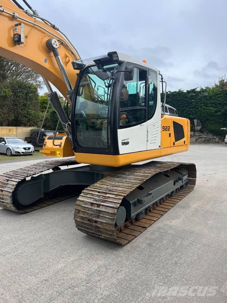 Liebherr R 922 Excavatoare pe șenile
