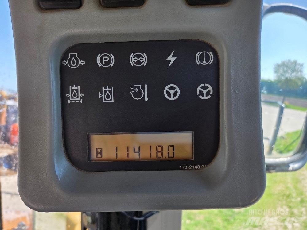 CAT 962H Incarcator pe pneuri