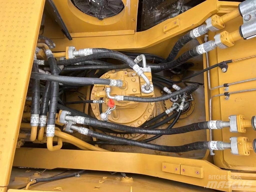 CAT 340 Excavatoare pe șenile
