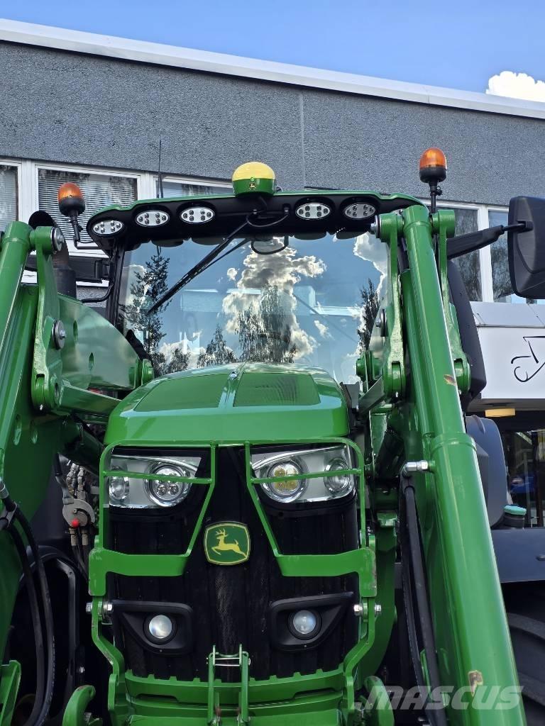John Deere 6130 R Tractoare